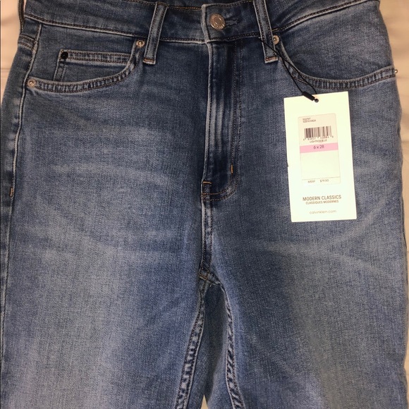 Calvin Klein Jeans - Picture 2 of 4